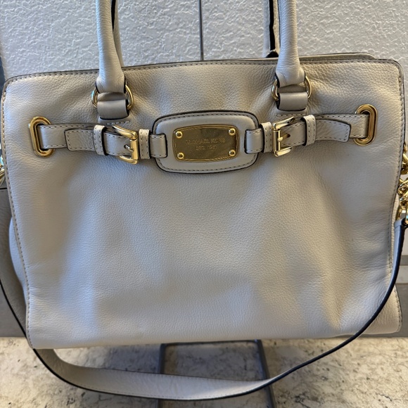 Pre-Owned Michael Kors Vanilla Leather gold Link saschel purse shoulder bag - Picture 15 of 16